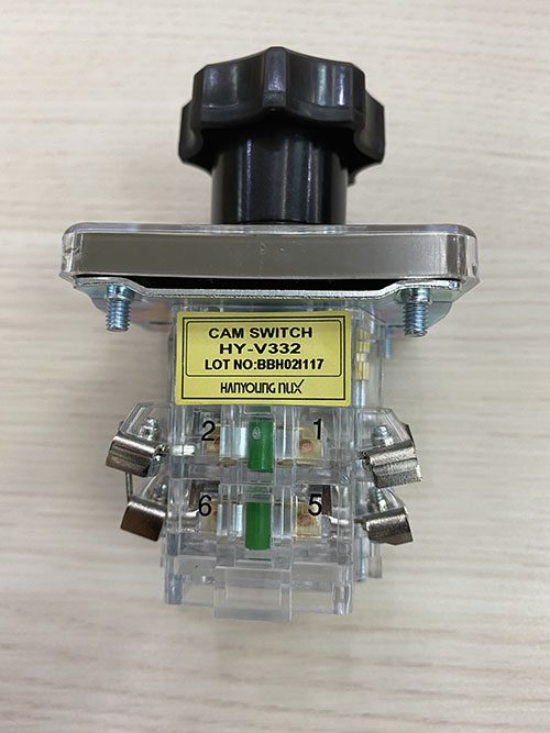 Chuyển mạch volt - ampe HY-V332-10A