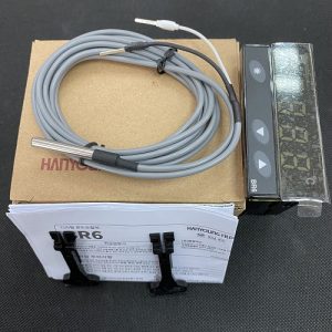 Alternative view of Bộ điều khiển nhiệt độ có sẵn đầu dò nhiệt Hanyoung BR6-FNMP3