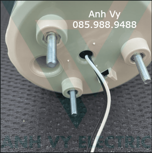 Đèn xoay cảnh báo phi 84 Hanyoung T084-PFD24R-D - Ảnh 4