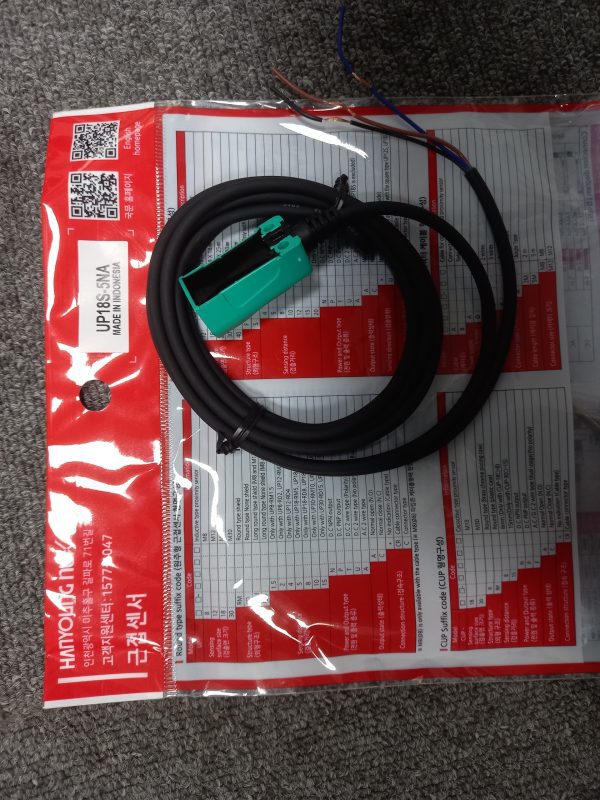 Cảm biến từ DC 3 dây Hanyoung UP18S-5NA - Ảnh 2